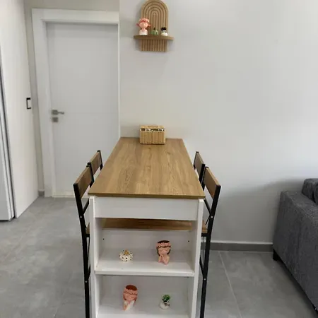 公寓 Erdem Apart77